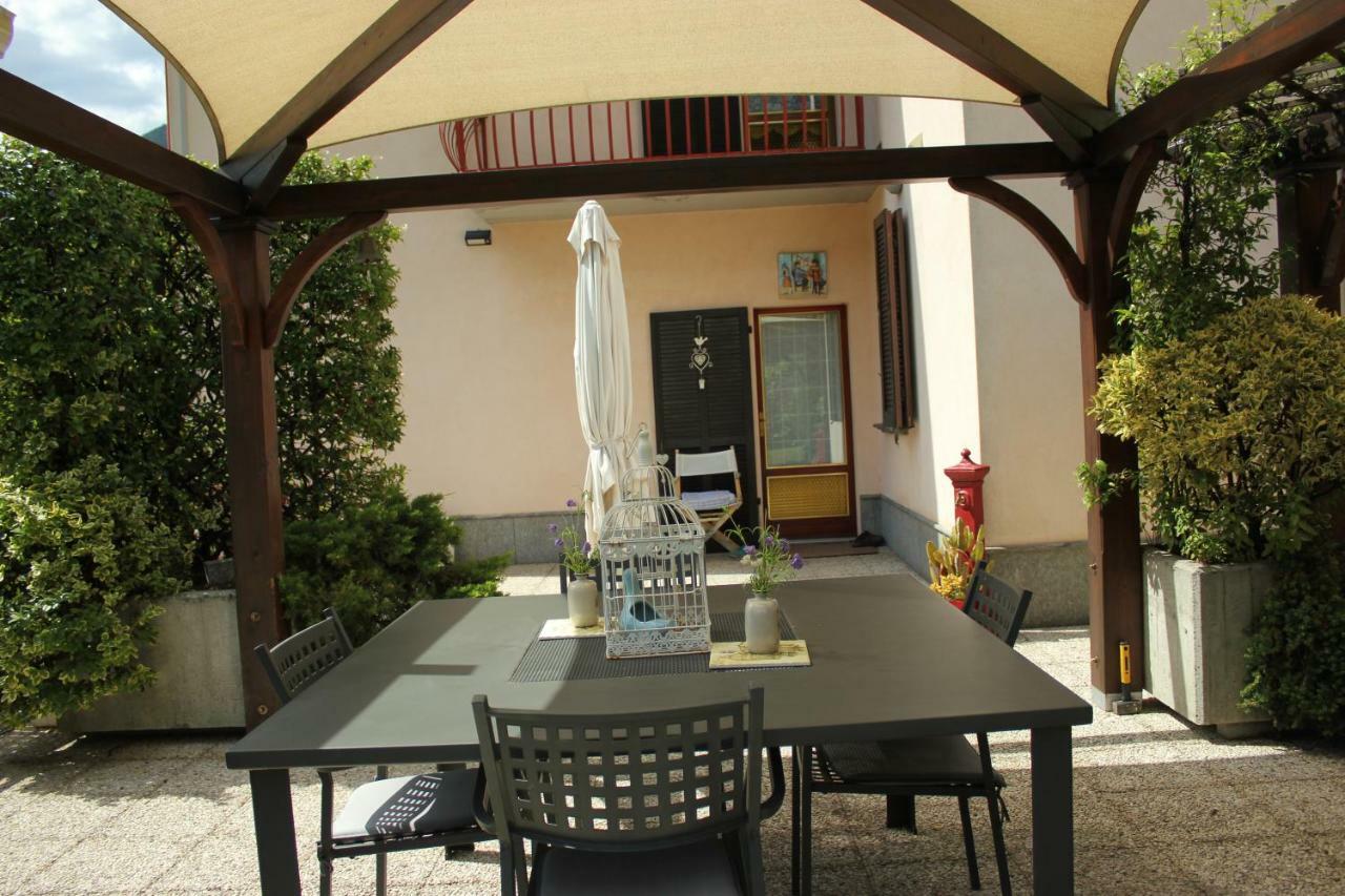 La Casa Rosa Villa Sernio Exterior photo
